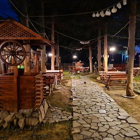 La Padure Hotel Brebu Bagian luar foto