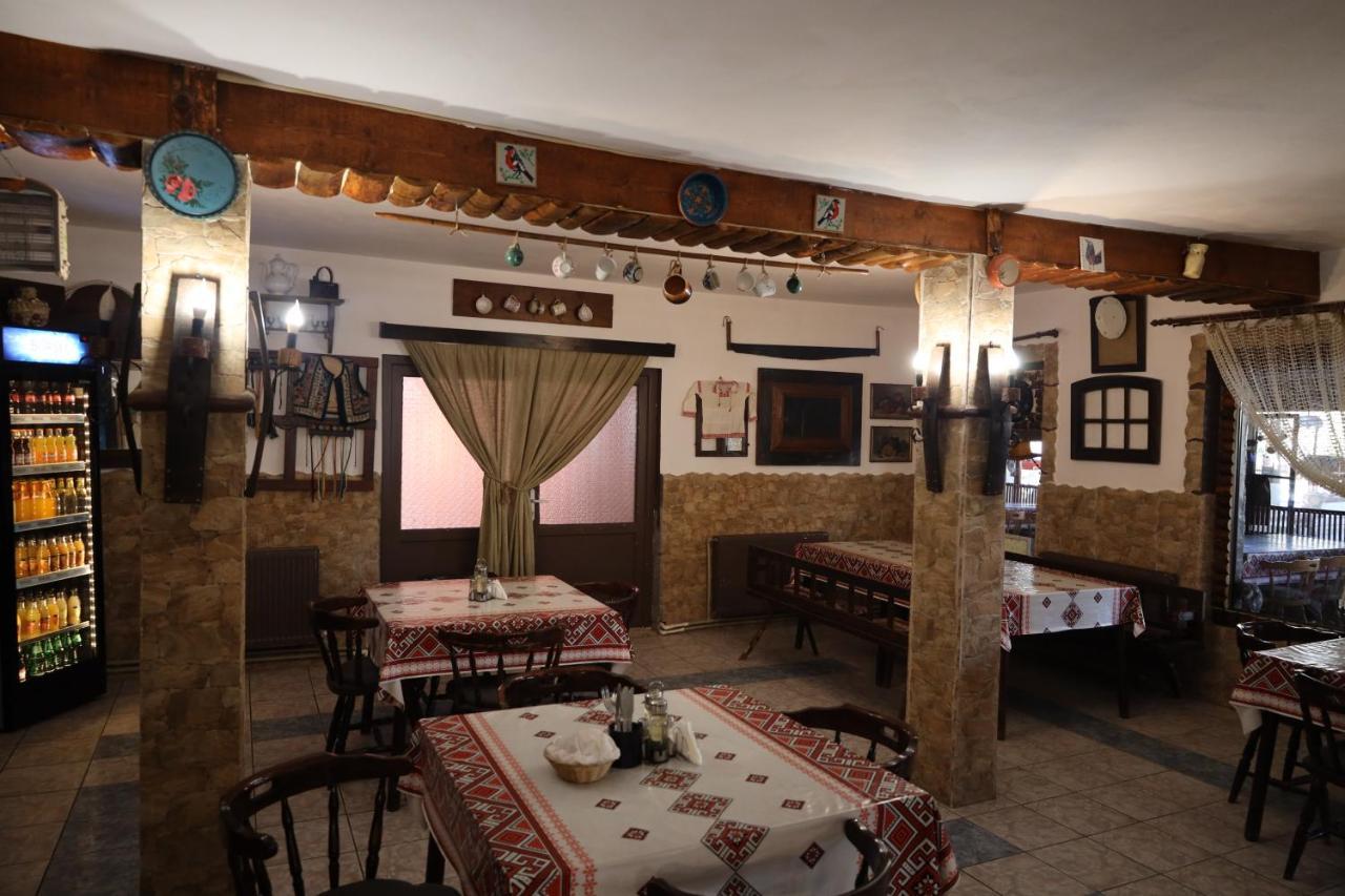 La Padure Hotel Brebu Bagian luar foto