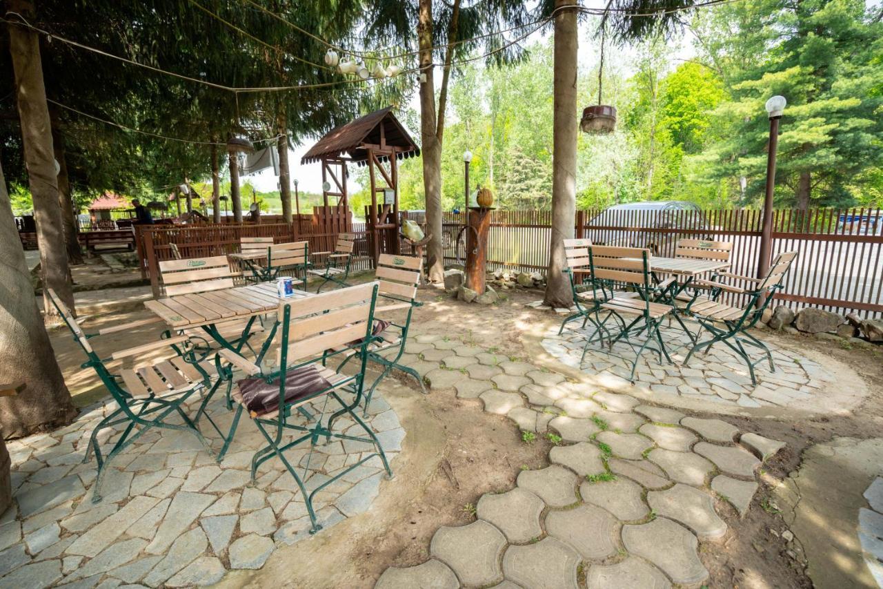 La Padure Hotel Brebu Bagian luar foto