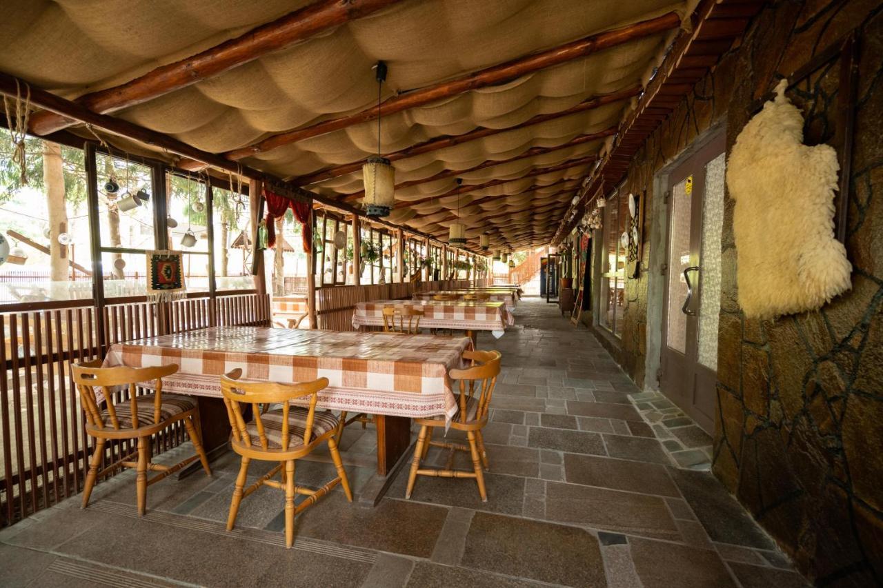 La Padure Hotel Brebu Bagian luar foto